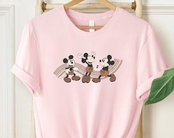 Schattig Mickey Mouse Shirt, Disney Mickey Shirt, Retro Disney Shirt, Magic Kingdom WDW Holiday Trip Unisex T-shirt, Disney Family Shirt