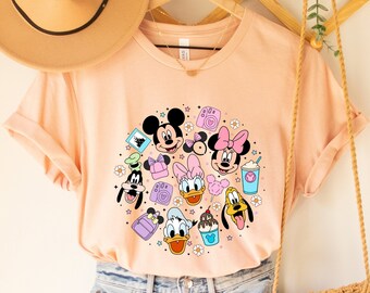 Camisa de Mickey y amigos, camisa de orejas de Mickey, camisa de Disneyland, Disneywordl Shier, camisa de Disney en modo vacay, camisas de parques temáticos