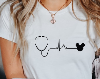 Camisa de enfermera, camisa de enfermera de Disney, camisa de estetoscopio de Mickey Mouse, camisa de enfermera RN, regalo para enfermera, orejas de Mickey
