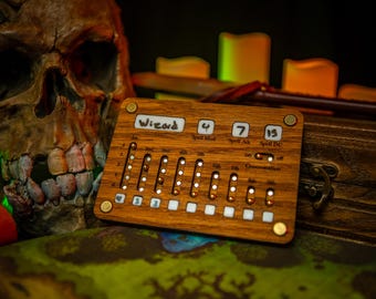 Red Oak Full Caster Spell Slot Tracker: Magnetic D&D Game Aid