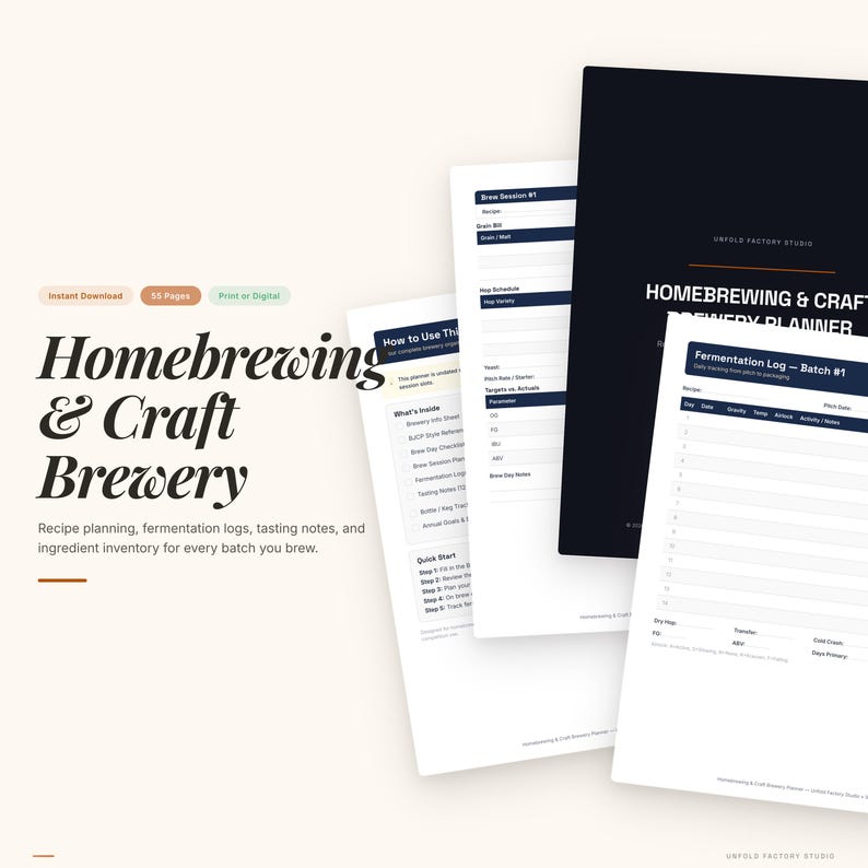Peut inclure: Plusieurs documents en papier blanc avec le titre "Homebrewing & Craft Brewery" et le texte "Planification des recettes, journaux de fermentation, notes de d&eacute;gustation et inventaire des ingr&eacute;dients."