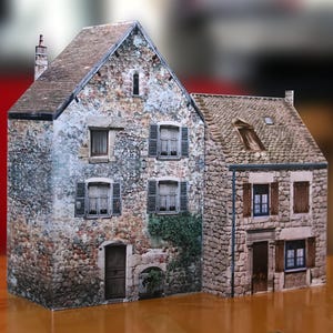 Modelo de papel de casas espeluznantes. Conjunto de 6 edificios abandonados que dan miedo y se convierten en faroles nocturnos con velas falsas. + versión para colorear a juego