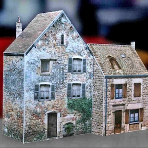 Case di carta di Spooky Houses con graffiti e tag Set di modelli di carta PIÙ pagine da colorare abbinate. PS: i modelli sono probabilmente infestati!