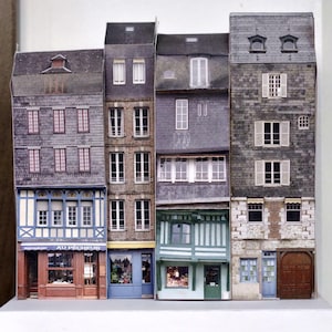 Modelos de papel para imprimir - Honfleur, Normandía. Casas de papel del puerto - Imprime, corta y pega - Bono de 4 páginas para colorear de edificios en 3D a juego -