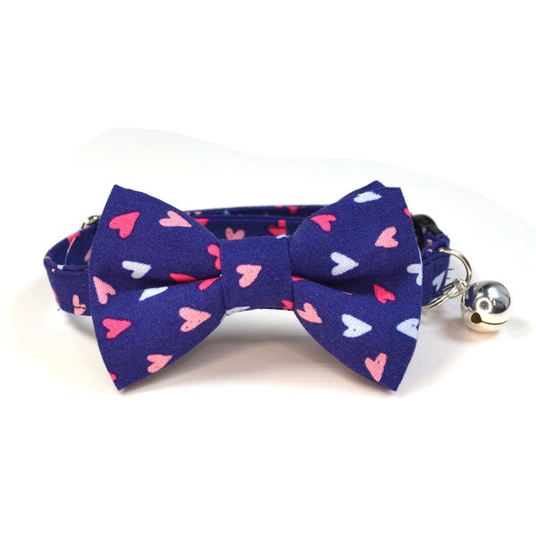 Navy Heart Cat Bow tie with Collar /Break away Buckle/cat collar with bell/cat bowtie/kitten bowtie/cat lover gift/Valentines gift/cute