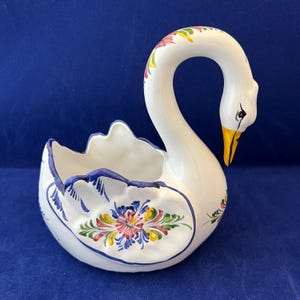 Vintage Swan Planter – Made in Portugal by RC & CL – Elegant Ceramic Swan Vase