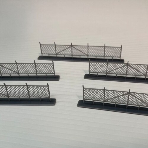 thumbnail image 2 of Woodland Scenics A3003 O Scale Chain Link Fence – 48" X 1.5" Gray Plastic 2 of 5