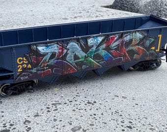 Custom Graffiti HO Scale Walthers Trainline Offset Hopper