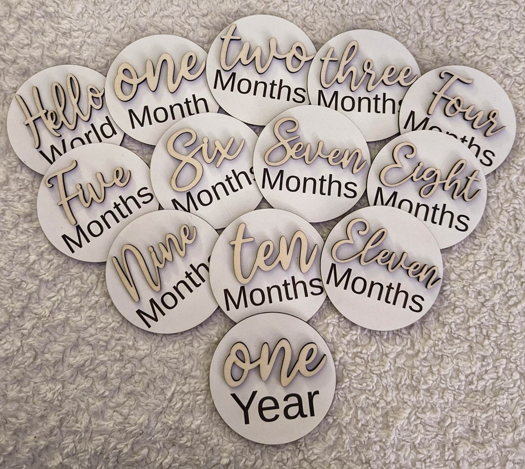 Wooden Monthly Milestone Baby Discs | Baby Milestone Cards | Monthly ...