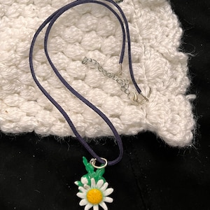 Daisy polymer clay pendent