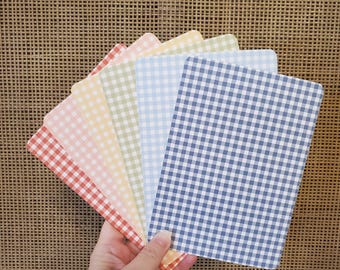 Plaid Gingham Kindle Insert: Bookish Ereader Accessory