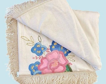 Handmade Vintage Hand Embroidered Fringed Floral Bedspread Coverlette Full Queen