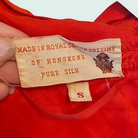 Vintage 50s-60s 100% Red Jacquard Silk Robe Royal… - image 10