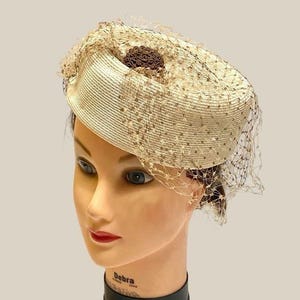 Vintage 1950s-60s Ivory Woven Pillbox Hat with Veil