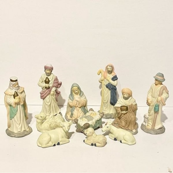 House of Lloyd Christmas Around the World - Etsy