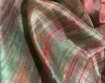Bufanda de seda de morera degradada hecha a mano: verde, cobre, marrón.