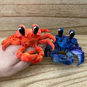 3D Printed Flexible Crab Custom Color | Articulated Flexi Animal Desk Pet Accessory | Nautical Bookshelf Decor | Stocking Gift For Any Age