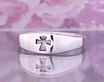 Open Cross Center Ring, Custom Engravable Personalized 925 Sterling Silver Christian Faith Ring, Religious Jewelry, Dainty Gift for Her