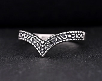 Vintage Oxidized V Shape Wishbone Ring, 925 Sterling Silver Chevron Filigree Thumb Ring, Stackable Midi Jewelry, Personalized Engrave Gift