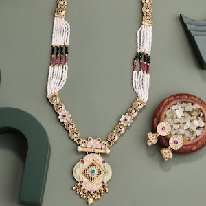 Long gold plated Kundan mala Necklace/Indian Long Necklace/Temple Jewelry/Necklace Mala/Indian/South Jewelry/Indian Wedding/Rani Haar