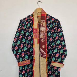 Kantha Quilt Jacket, Indian Kantha Coat, Floral Fine Kantha Jacket, Women Jacket, Vintage Kantha Jacket, Bohemain Kantha Jacket, Winter Coat