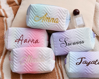 Custom gradient PU leather travel toiletry bag, personalized cosmetic bag, large-capacity cosmetic storage bag, bridesmaid gift