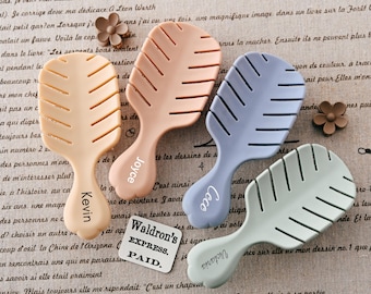 Custom Bridesmaid Hairbrushes,Personalized Bridesmaid Gifts,Bridal Party Favors,Customized Bridal Party Gifts,Personalized Hairbrushes