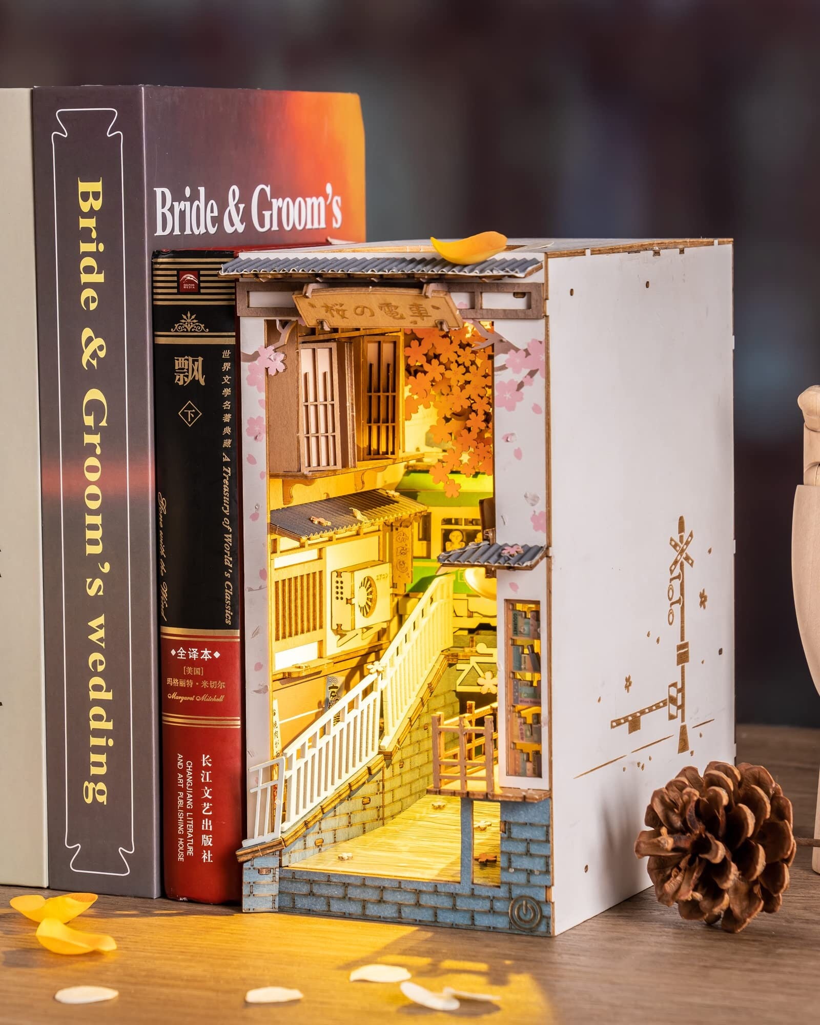  𝐋𝐄𝐃 Book Nook 𝐊𝐢𝐭-Decorative 𝐌𝐚𝐠𝐢𝐜 𝐃𝐫𝐚𝐠𝐨𝐧  Booknook Stand-𝟑𝐃 Wooden DIY Puzzle 𝐆𝐢𝐟𝐭 for Adults-Bookshelf Insert  Booknook-Room Decor for Teen Girls Boys Women Men : Home & Kitchen