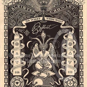 Könnte beinhalten: Schwarz-Weiß-Illustration von Aleister Crowleys Baphomet. Der Text enthält "Do What Thou Wilt" und "Love is the Law". Die zentrale Figur ist eine ziegenköpfige Gottheit mit Flügeln, die auf einer Lotusblume sitzt. Okkulte Symbole.