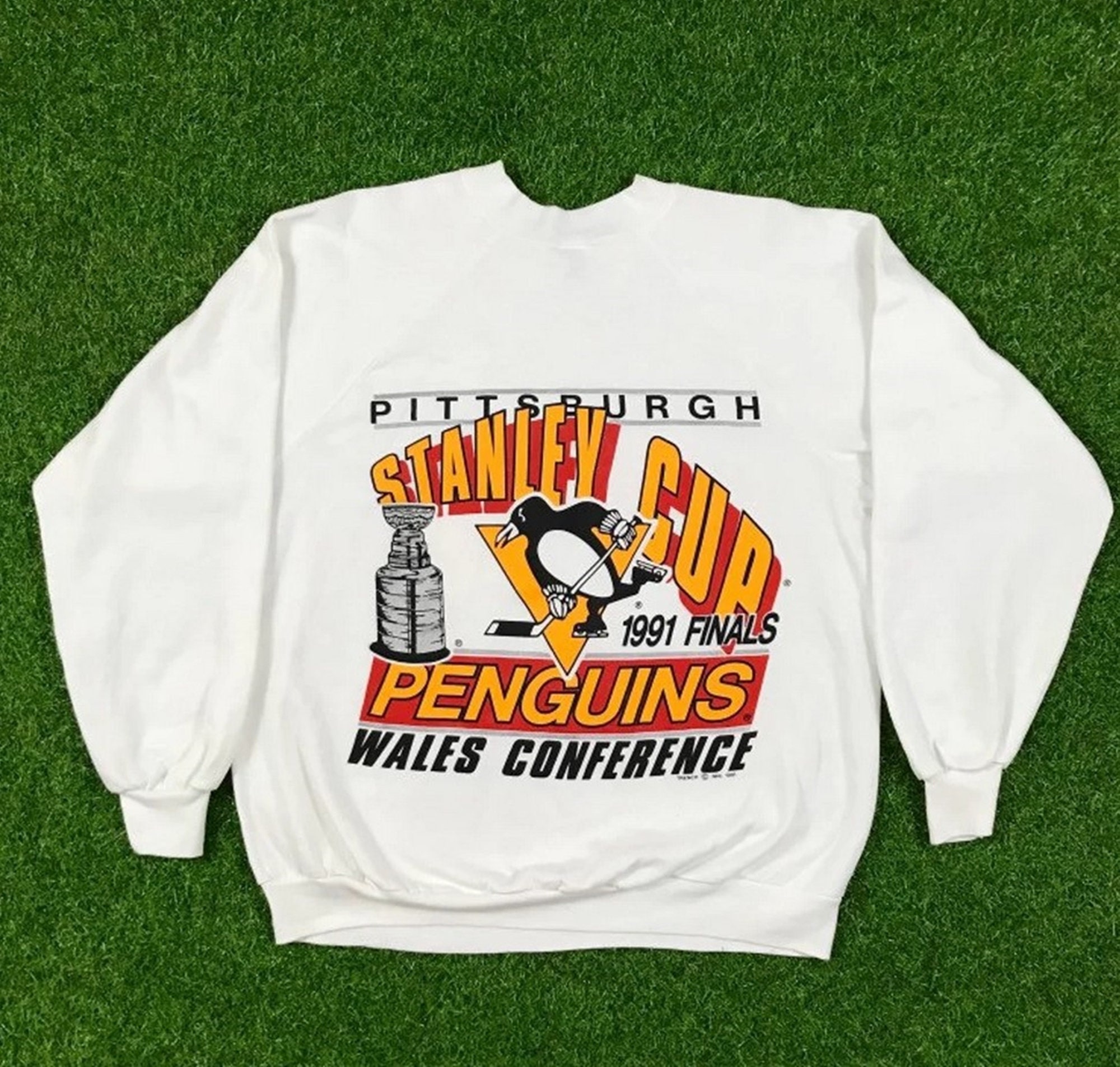 Vintage 80s PITTSBURGH PENGUINS NHL Starter Sweatshirt 10-12 – XL3
