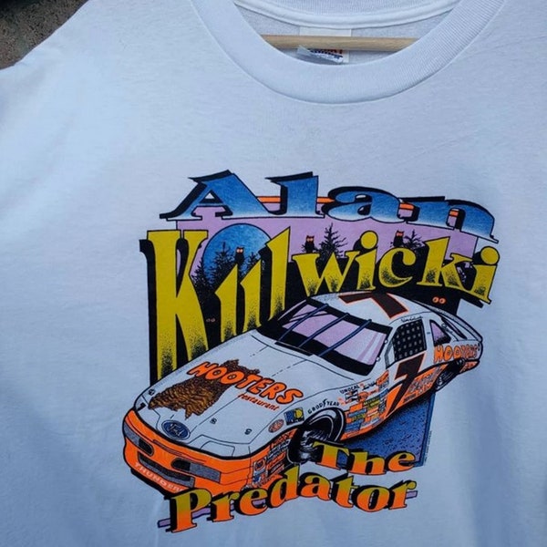 Vintage 90s Alan Kulwicki Hooters racing T-shirt, Alan Kulwicki Shirt, Alan Kulwicki Racing Fan, Hooters racing  Shirt, Motorsport Car Tee