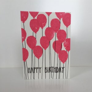 Handgemachte Geburtstagskarte mit gestempelten Luftballons Happy Birthday
