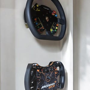 Fanatec Steering Wheel Wall Mount - Quick Release - QR1 & QR2