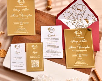 Gouden spiegel acryl huwelijksuitnodiging suite met rode envelop en bloemen voering, set aangepaste feestuitnodiging