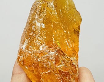 Ambra naturale grezza: 56 grammi, origine africana