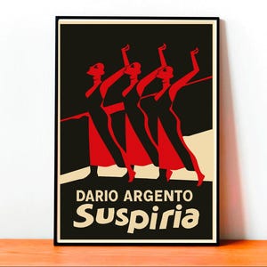 Suspiria Poster, Horror Italiano, Arte Cinematografica Cult, Poster Vintage, Design Unico, Arte da Parete, Decorazione Casa, Film Iconico
