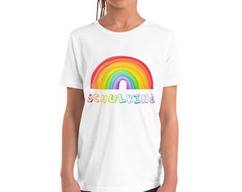 T-shirt with rainbow for school children as a gift for the start of school