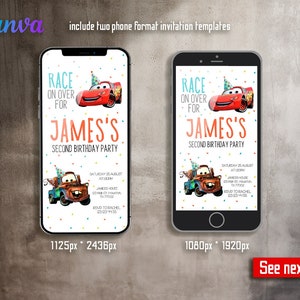 Puede incluir: Dos maquetas de pantalla de tel&eacute;fono con un coche de dibujos animados rojo y naranja oxidado sobre un fondo blanco. El texto dice "Race on over for James's Second Birthday Party".