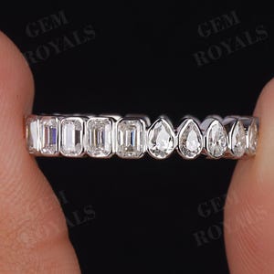 Smaragd und Birne gemischt Saped Diamant Band, Lab Diamant Lünette Eternity Band, 14K Dainty Wedding Band Ring, Halb Smaragd und Halb Pear Ring