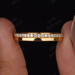 Round Cut Moissanite Wedding Band Women 14K Gold 3MM Wide Plain Band One Side Pave Set Diamond Ring Half Eternity Stacking Anniversary gifts