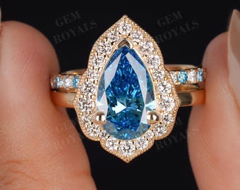 Pear Cut Blue Color Halo Lab Grown Diamond Engagement Ring Minimalist Round Cut Wedding Band Set Solid Gold Bridal Ring Set Gift For Her