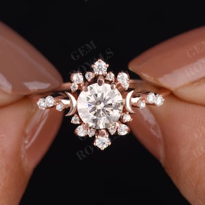 Anillo de compromiso Art Deco con moissanita redonda, anillo de diamantes vintage para mujer, anillo de moissanita en racimo de media luna, regalo para ella, anillo de promesa