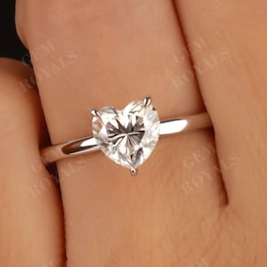 1.1 CT Classic Heart Brilliant Cut Moissanite Engagement Ring Simulant Diamond Wedding Ring Solitaire Anniversary Ring Dainty Promise Ring