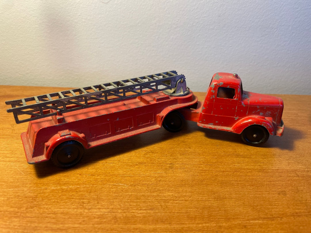 Vintage Tootsie Toy Fire Truck Chicago 24 Etsy