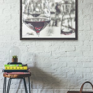 Wandkunst, Print on Demand, Italienisches Cafe, Rotwein, San Gimignano, Italien, Aquarellmalerei vom Originalfoto, Bistrokunst