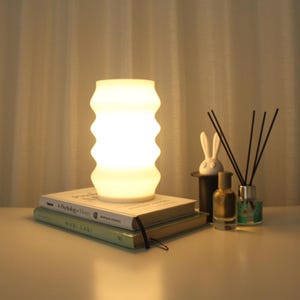 Lunite Serene Wavy Table Lamp, Bedside Lamp, Minimalist Calm Wavy Design Home Decor Lighting