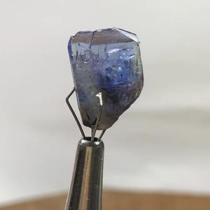 Raw Tanzanite Crystal: 9.40 Ct AAA Grade, Natural Violet-Blue Gemstone