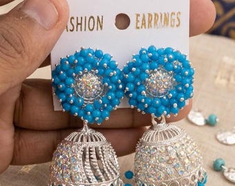Conjunto de pendientes Jhumka tradicionales para bodas y festividades, pendientes étnicos con piedras turquesas y circonitas, joyería artificial.