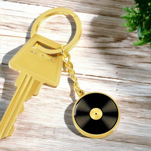 Vinyl Record Keychain - Personalized Music Theme Gift For Her or Him - Gold Music Charm Pendant - Music Lover Gifts For Musicians & Teachers
