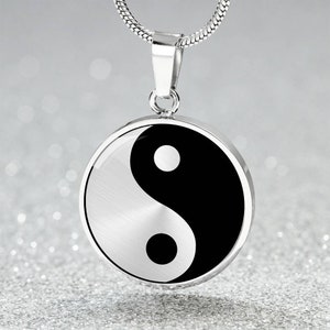 Collar Yin Yang, colgante Yin Yang de oro personalizado, joyería china Yin y Yang, joyería espiritual de equilibrio, regalo Yin Yang para ella y para él
